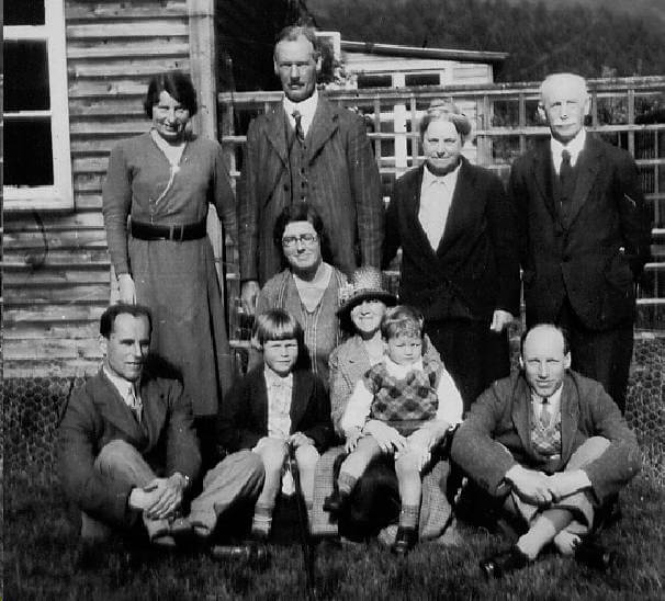 1932 – Liddell Family at Carcant, Scotland.